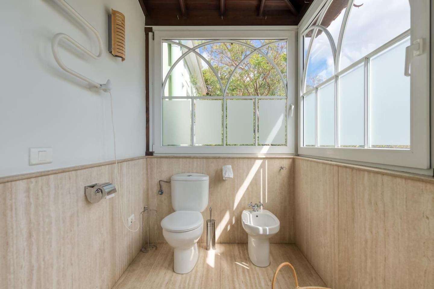 Amplia Villa De Lujo Con Piscina Climatizada Las Palmas de Gran Canaria Bagian luar foto