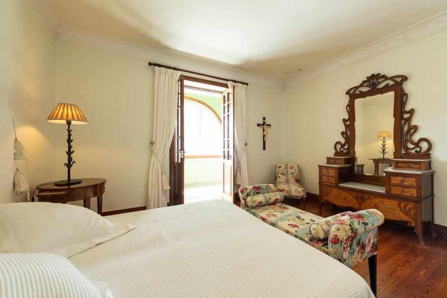 Amplia Villa De Lujo Con Piscina Climatizada Las Palmas de Gran Canaria Bagian luar foto